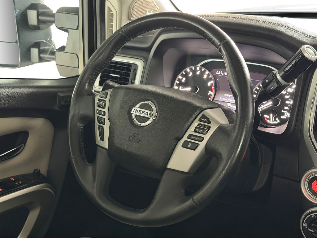 Used 2021 Nissan Titan SL w/ Moonroof Package AWD/4WD image 13