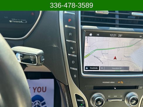 Used 2019 Lincoln Nautilus Select image 24