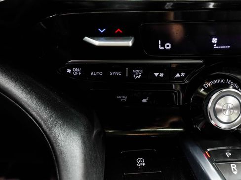 Used 2022 Acura MDX SH-AWD w/ Technology Package image 32