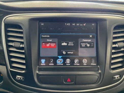 Used 2015 Chrysler 200 C w/ Navigation & Sound Group I image 43
