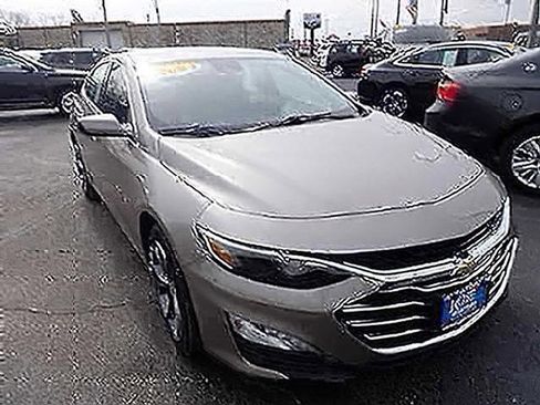 Used 2023 Chevrolet Malibu LT FWD image 1