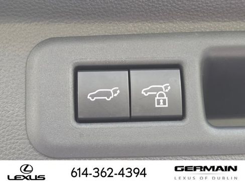 Used 2024 Toyota Sequoia Limited w/ Tow Technology Package AWD/4WD image 30