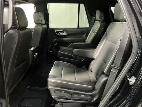 Used 2023 GMC Yukon SLT AWD/4WD image 24