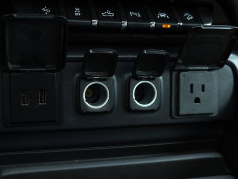 Used 2017 GMC Sierra 1500 Denali image 12