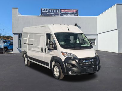 New 2024 RAM ProMaster 2500 w/ Convenience Group