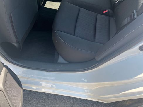 Used 2025 Nissan Altima 2.5 SV FWD image 25