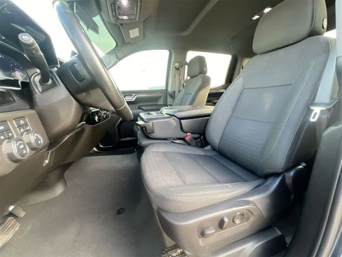 Used 2023 Chevrolet Silverado 1500 LT image 16