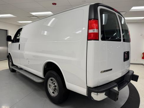 Used 2023 Chevrolet Express 2500 Work Van w/ Driver Convenience Package image 5