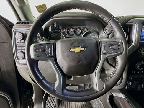Used 2022 Chevrolet Silverado 2500 LTZ w/ LTZ Convenience Package image 12