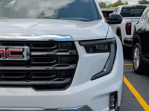New 2026 GMC Acadia Elevation w/ Elevation Premium Package FWD image 32