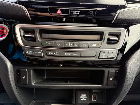 Used 2021 Honda Ridgeline Black Edition image 17