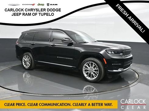 Used 2023 Jeep Grand Cherokee L Summit w/ Luxury Tech Group V image 5