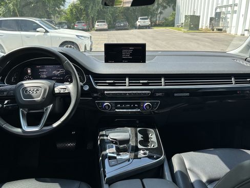 Used 2019 Audi Q7 3.0T Prestige AWD/4WD image 30