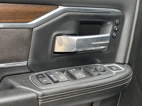 Used 2022 RAM 2500 Laramie AWD/4WD image 30