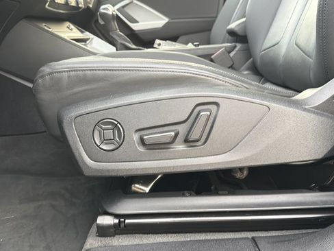 Used 2024 Audi Q3 2.0T Premium AWD/4WD image 22