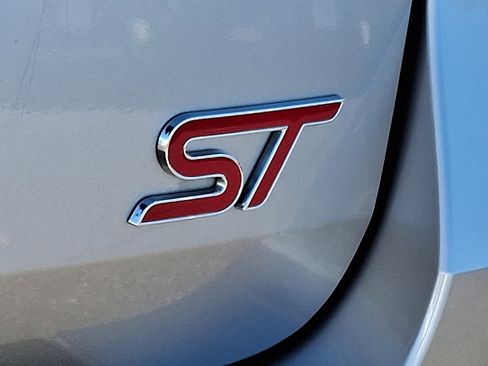 Used 2021 Ford Explorer ST w/ Equipment Group 401A image 32