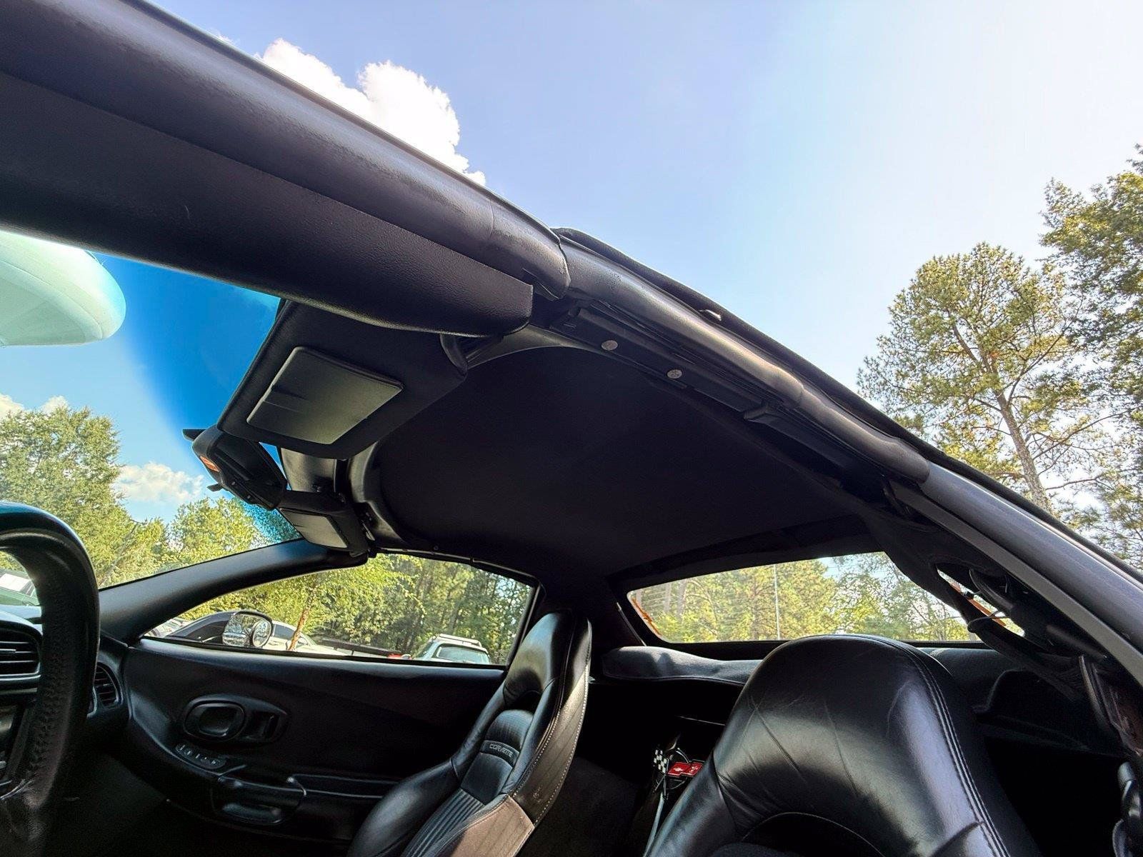 Used 1999 Chevrolet Corvette Convertible RWD image 35