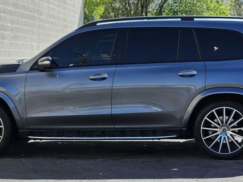 Used 2022 Mercedes-Benz GLS 450 4MATIC image 2