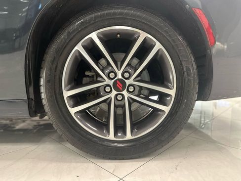 Used 2019 Dodge Charger SXT w/ Plus Group image 43