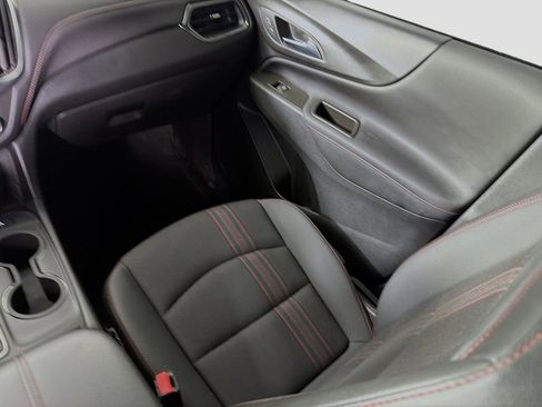 Used 2023 Chevrolet Equinox RS image 27