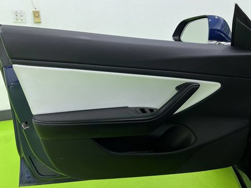 Used 2018 Tesla Model 3 Long Range AWD/4WD image 14
