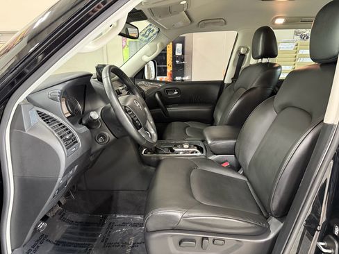 Used 2022 Nissan Armada SV w/ SV Appearance Package AWD/4WD image 8