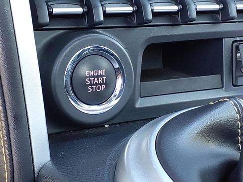 Used 2017 Subaru BRZ Series.Yellow image 29