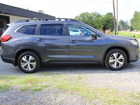 Used 2020 Subaru Ascent Premium w/ Convenience Package AWD/4WD image 9