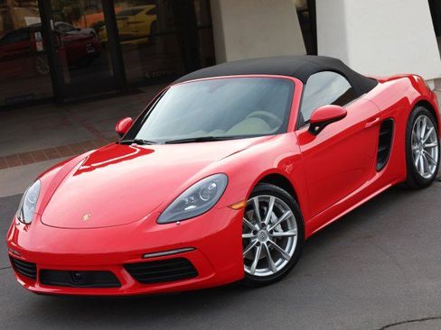 Used 2017 Porsche 718 Boxster RWD image 58