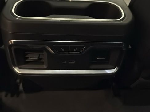 Used 2022 GMC Sierra 1500 Denali w/ Denali Reserve Package image 21