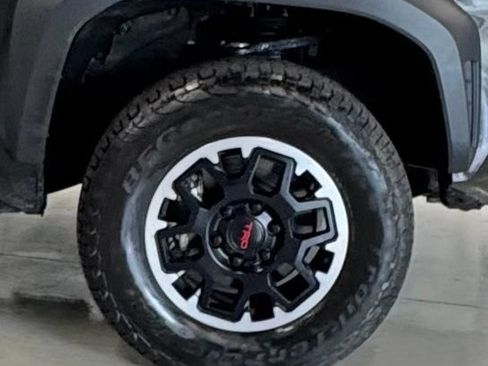Used 2024 Toyota Tacoma TRD Off-Road AWD/4WD image 27