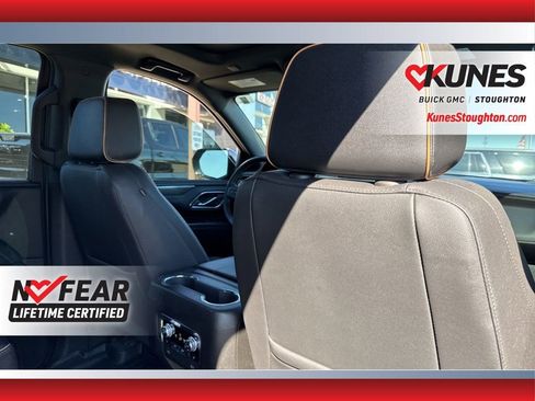 Used 2023 GMC Yukon AT4 image 40