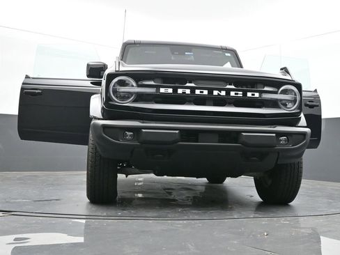 Used 2022 Ford Bronco Outer Banks image 67