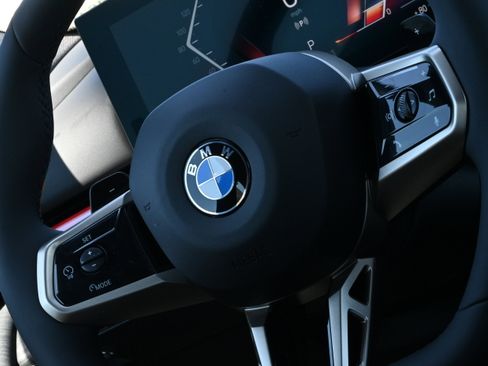 New 2026 BMW 540i xDrive AWD/4WD image 32