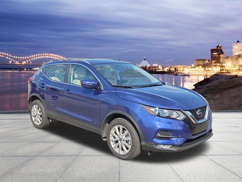Used 2022 Nissan Rogue Sport SV FWD image 5
