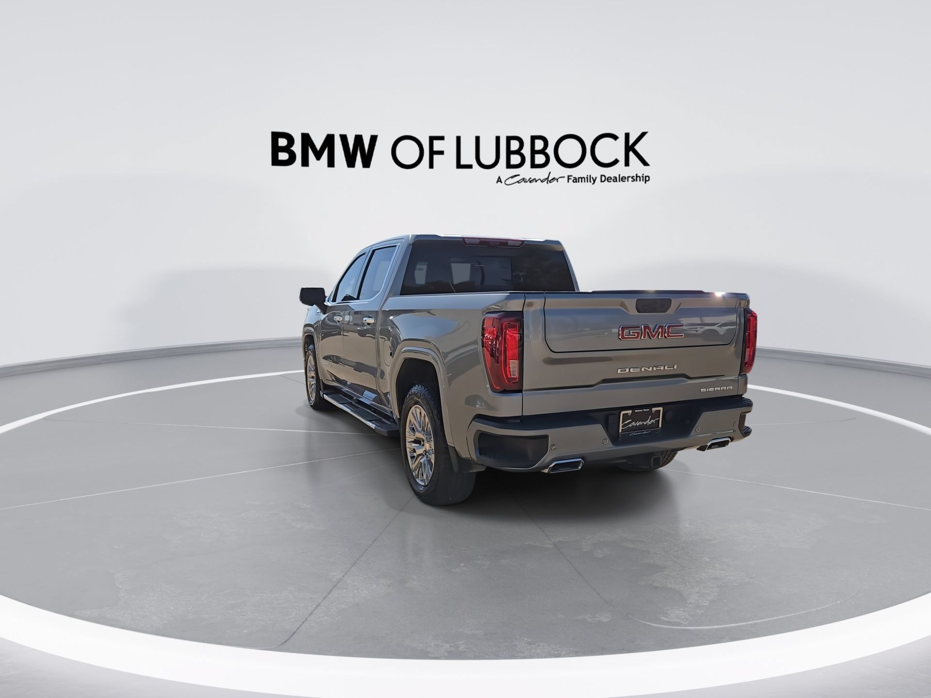 Used 2024 GMC Sierra 1500 Denali w/ Technology Package AWD/4WD image 7