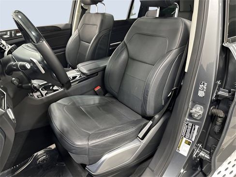 Used 2018 Mercedes-Benz GLS 550 4MATIC image 30