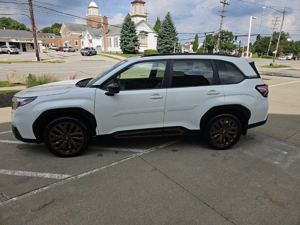 Used 2025 Subaru Forester Sport AWD/4WD image 12