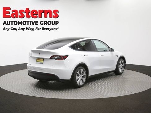 Used 2021 Tesla Model Y Long Range AWD/4WD image 35