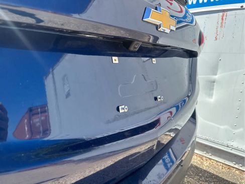 Used 2023 Chevrolet Equinox LT FWD image 15