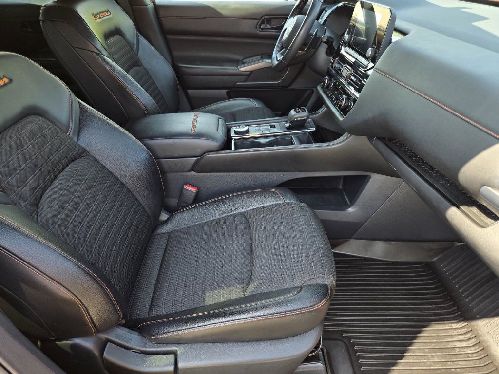 Certified 2024 Nissan Pathfinder Rock Creek AWD/4WD image 8