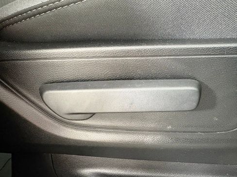 Used 2020 RAM 1500 Big Horn AWD/4WD image 33