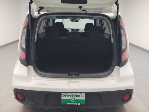 Used 2019 Kia Soul FWD image 29