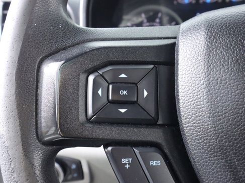 Used 2017 Ford F150 XLT w/ Trailer Tow Package image 13