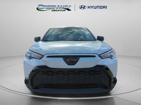 Used 2024 Toyota Corolla Cross AWD Hybrid image 3