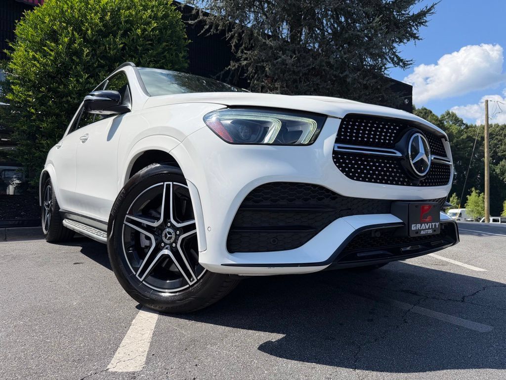 Used 2022 Mercedes-Benz GLE 450 4MATIC w/ AMG Line Exterior image 8