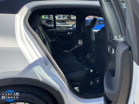 Used 2023 Volvo XC40 Recharge Plus image 48