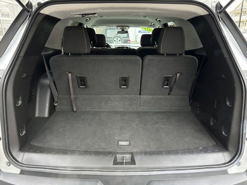 Used 2018 Chevrolet Traverse LS image 20