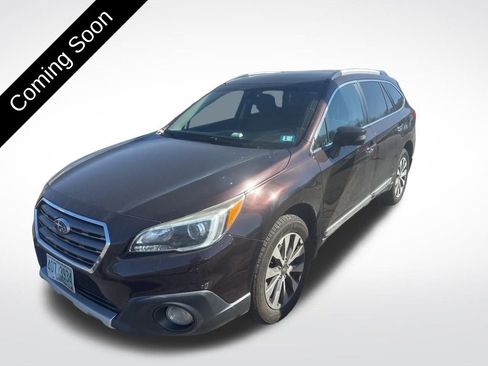 Used 2017 Subaru Outback 3.6R Touring image 1