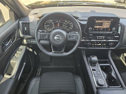 Certified 2025 Nissan Pathfinder Rock Creek AWD/4WD image 15